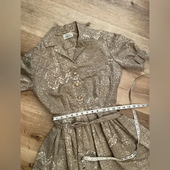 Nelly Don Vintage 1950s tan neutral shirtwaist dress S 25”w VLV rockabilly pinup - Picture 5 of 11